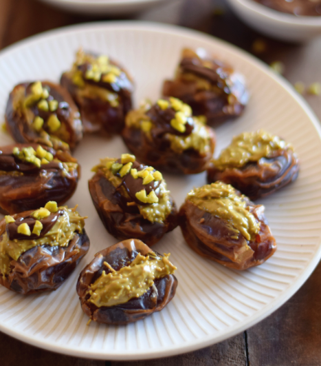 <p>Dubai Medjool Datteln</p>